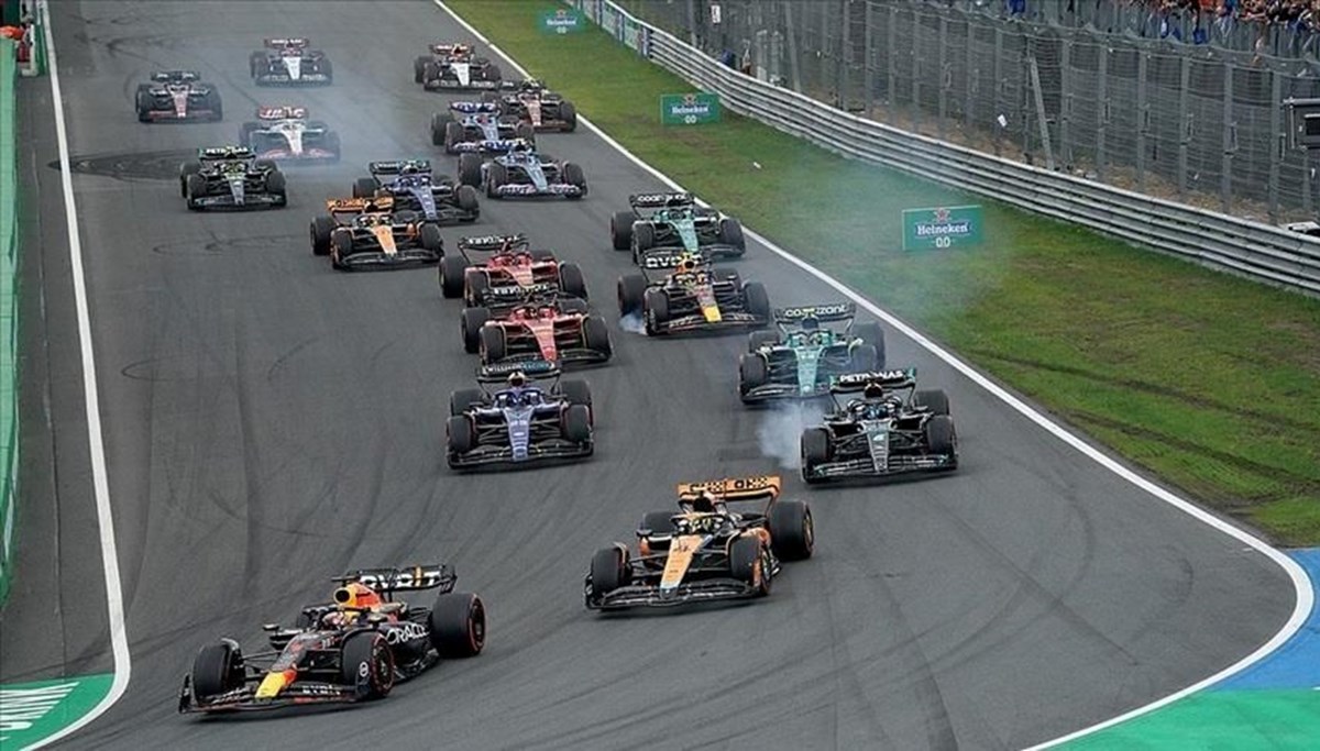 Formula 1'de heyecan başlıyor Formula 1'de heyecan başlıyor
