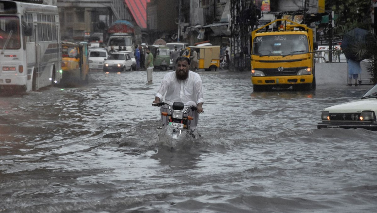 Pakistan'da muson yağmurları: 113 ölü Pakistan'da muson yağmurları: 113 ölü