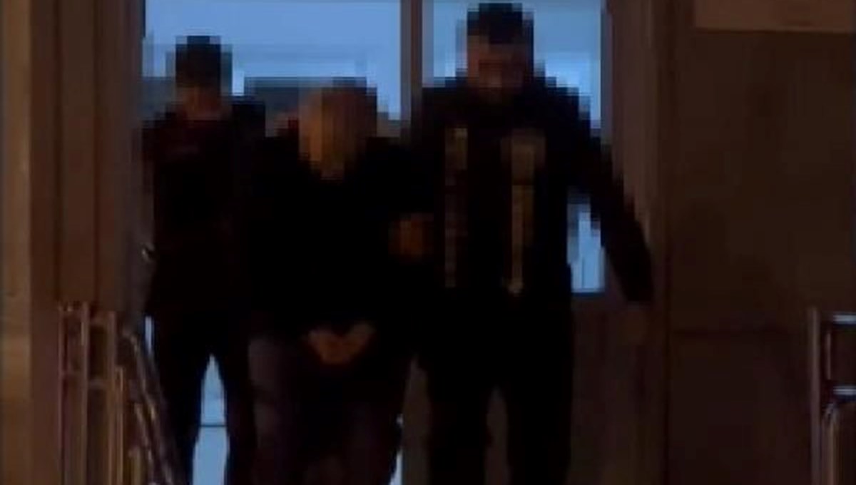 Okul basıp öğretmenleri döven veli ve arkadaşı tutuklandı Okul basıp öğretmenleri döven veli ve arkadaşı tutuklandı