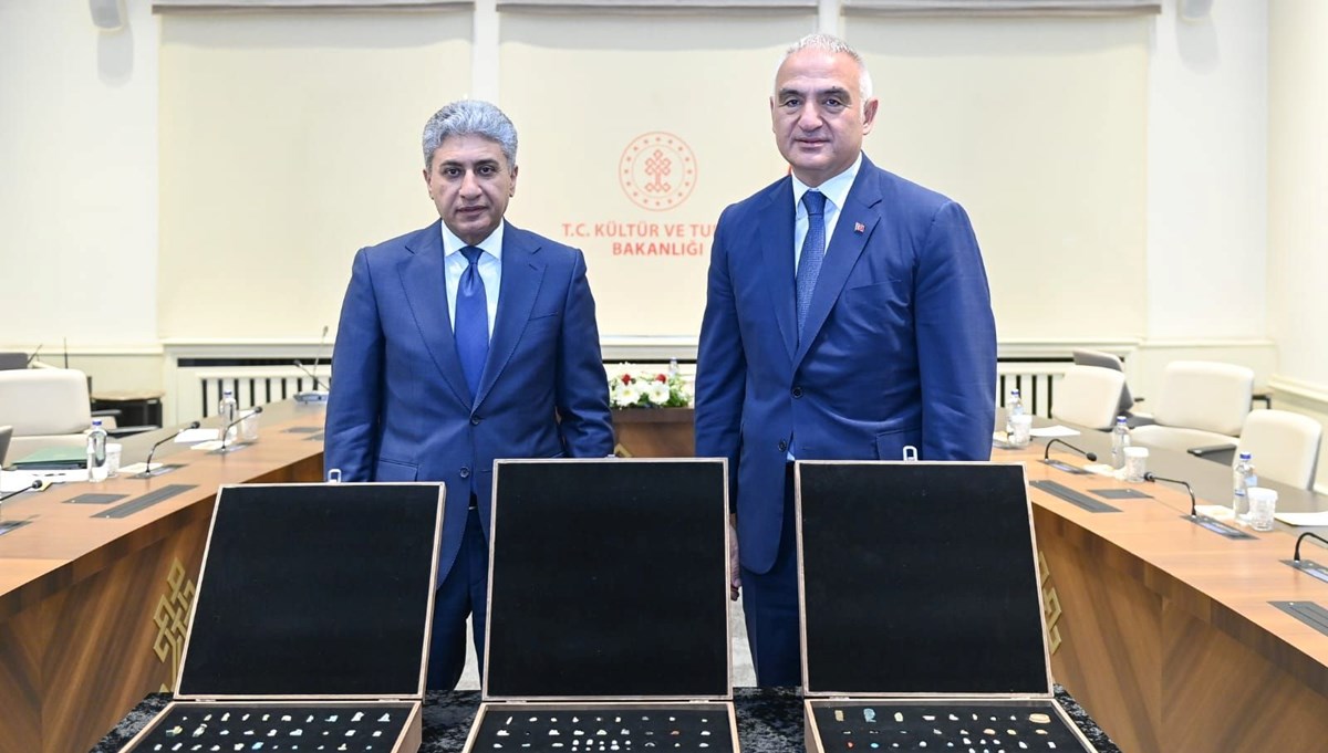 Türkiye'den Mısır'a ait 152 tarihi eserin iadesi gerçekleşti