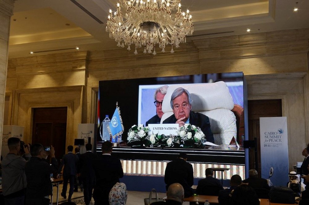 Bakan Fidan: Yeni bir garanti mekanizması hayata geçirilmeli (Kahire'de Filistin için barış zirvesi) - 9