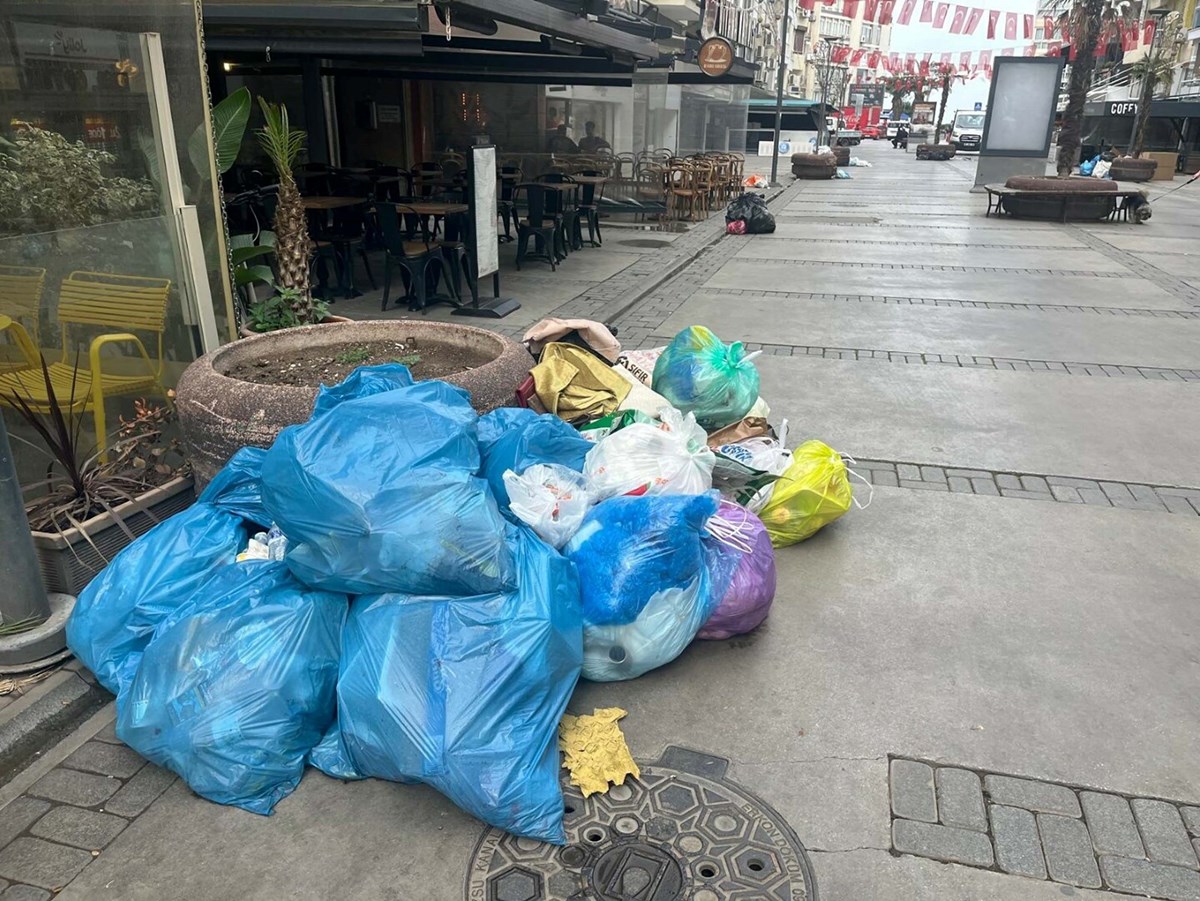 İzmir İzmir