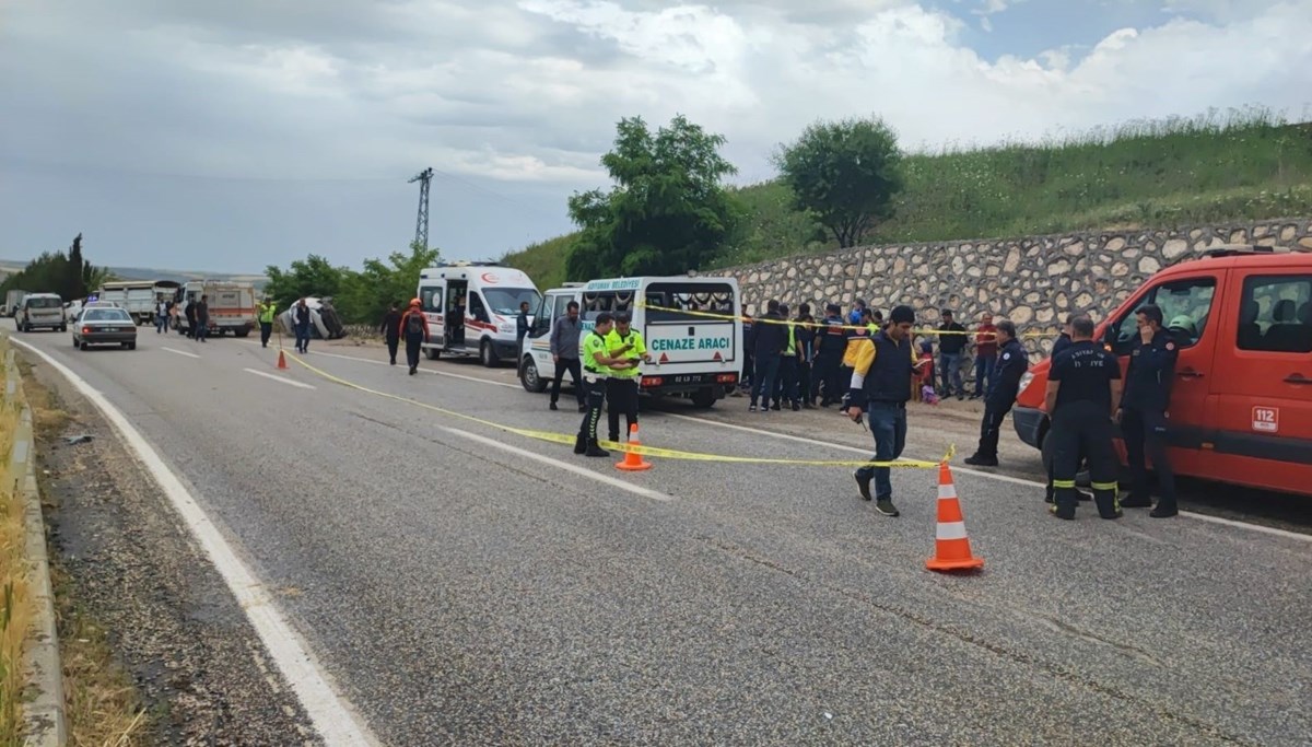 Adıyaman'da kontrolden çıkan otomobil takla attı: 1 ölü, 1 yaralı