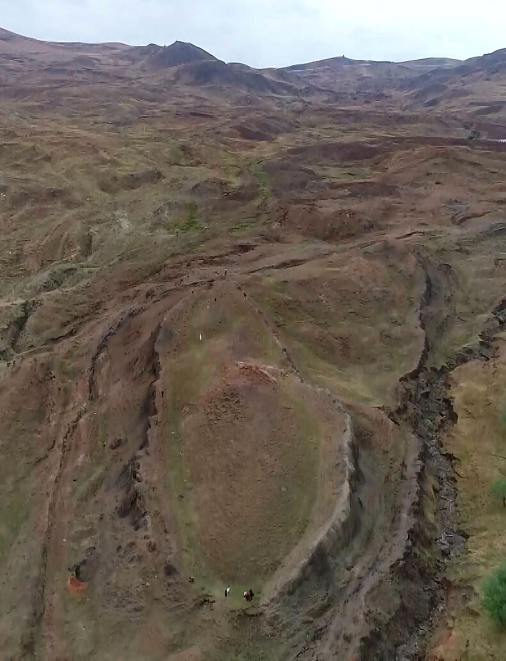 Nuh'un Gemisi'ne ait olduğuna inanılan kalıntılar 5500-3000 yıl öncesine dayanıyor - 4
