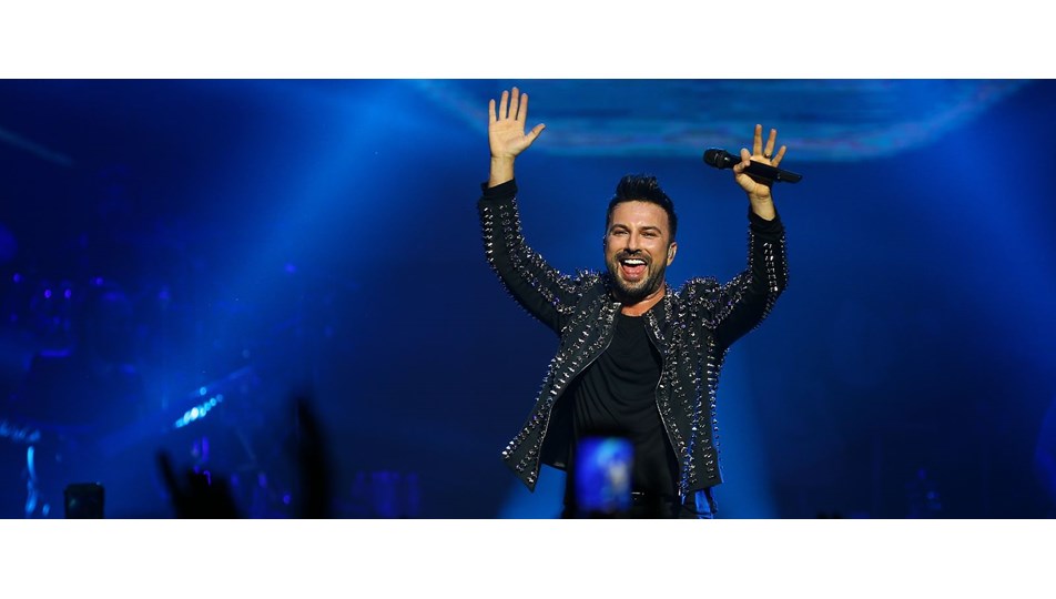 Tarkan İstanbul'da 10 bin kişiye konser verecek