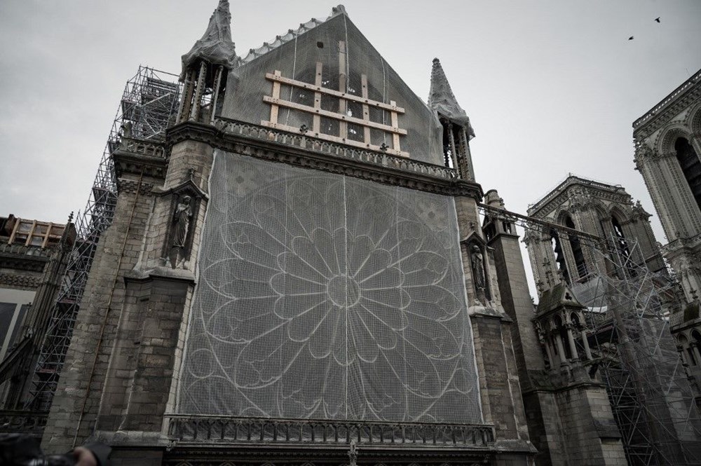 notre dame katedrali nde son durum ntv