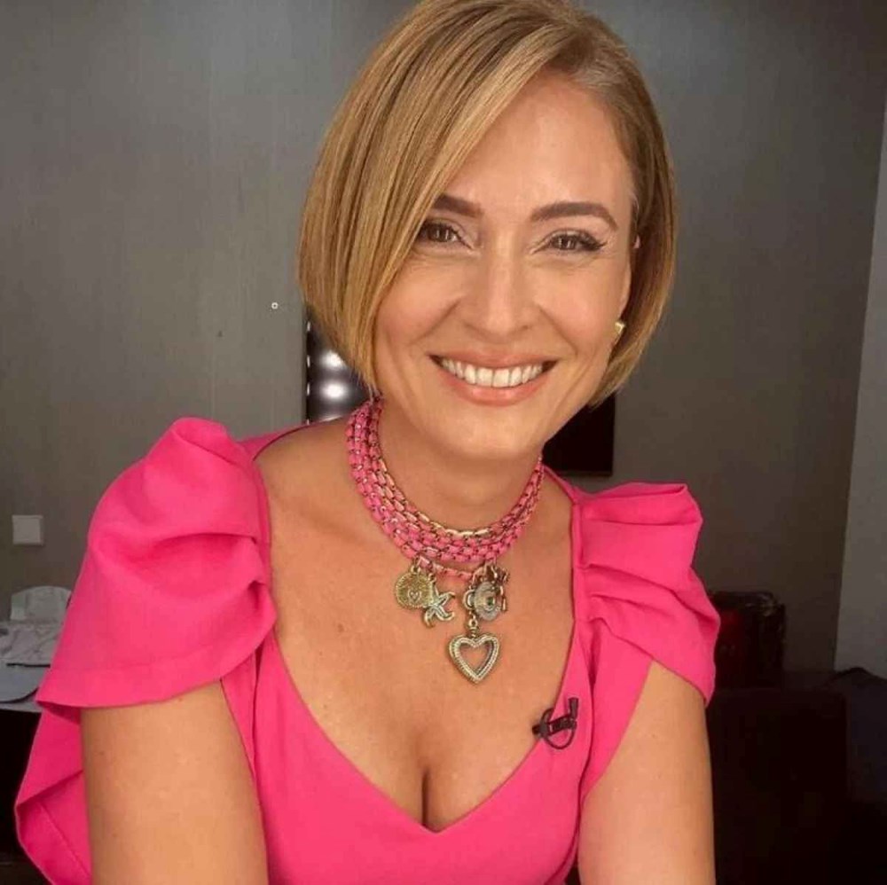 Ayşecan Tatari'den nostaljik kare: 5 sene önce bugün (Ünlülerin çocukluk ve gençlik halleri) - 217