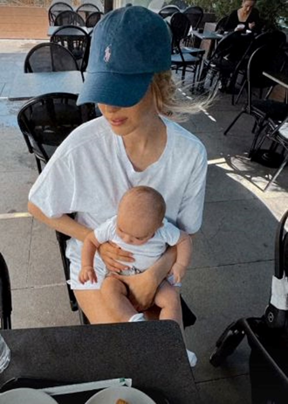 Yasemin Şefkatli'den oğulları Emir ve Ayel ile yeni kareler - 2