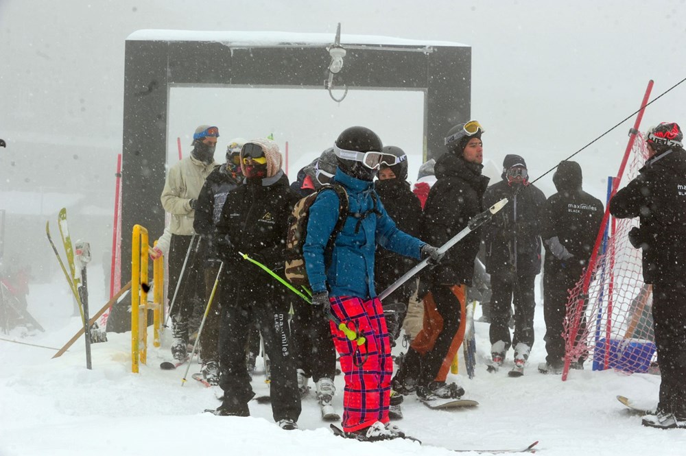 Uludağ'da kar kalınlığı 55 santimetreye ulaştı - 2