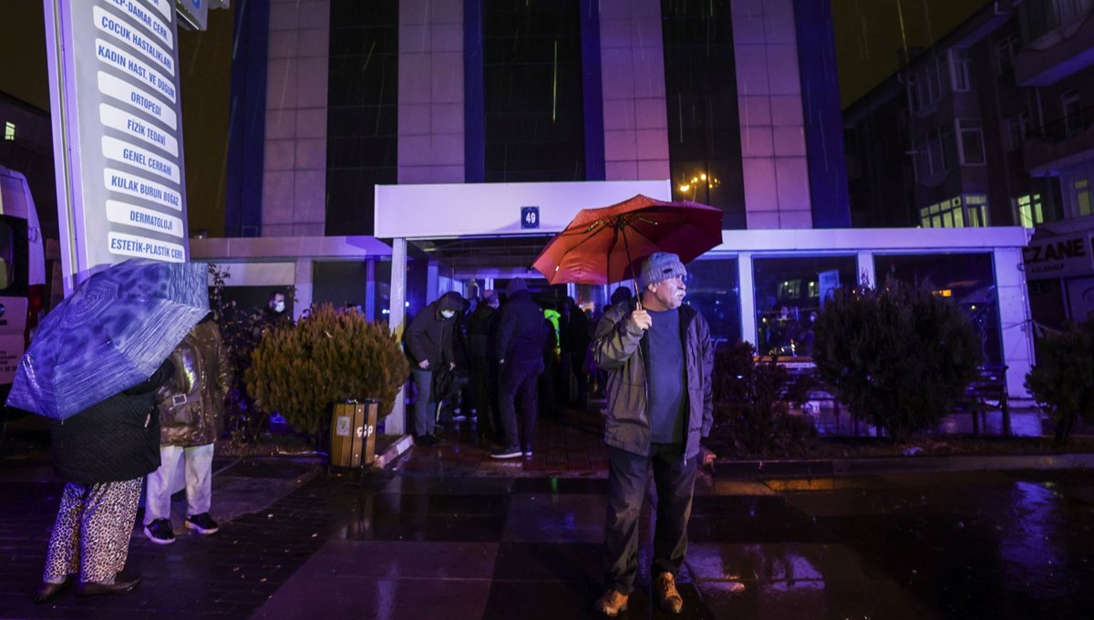 Ankara'da özel hastanede yangın: 17 hasta tahliye edildi