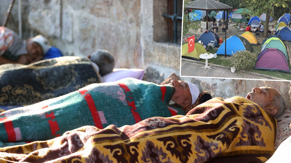 Türkiye'nin dört bir yanından geldiler, otellerde yer kalmadı: "Bedava Palas" bu sene de doldu - 1