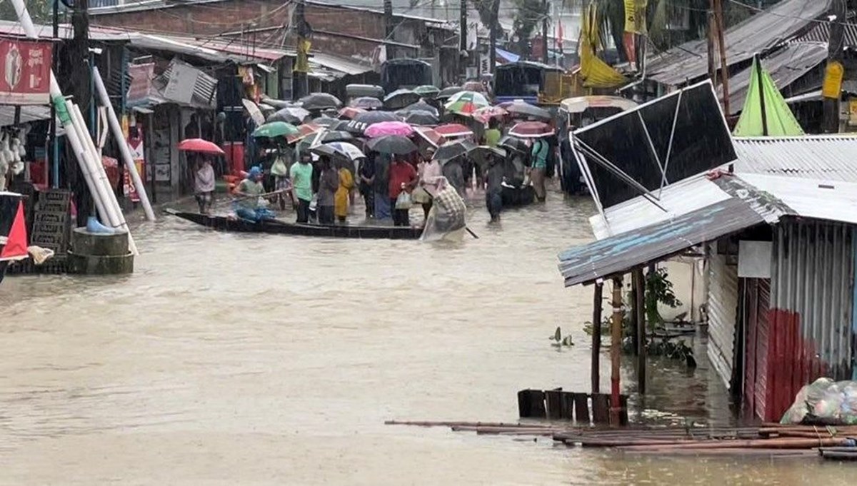 Bangladeş'te muson yağmurlarının yol açtığı sellerde ölenlerin sayısı 57'ye yükseldi