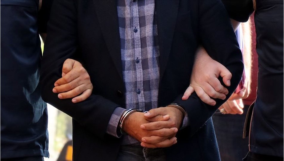 Corona Virus Icin Muska Yazan Sahte Hoca Polise Sucustu Yakalandi Ntv