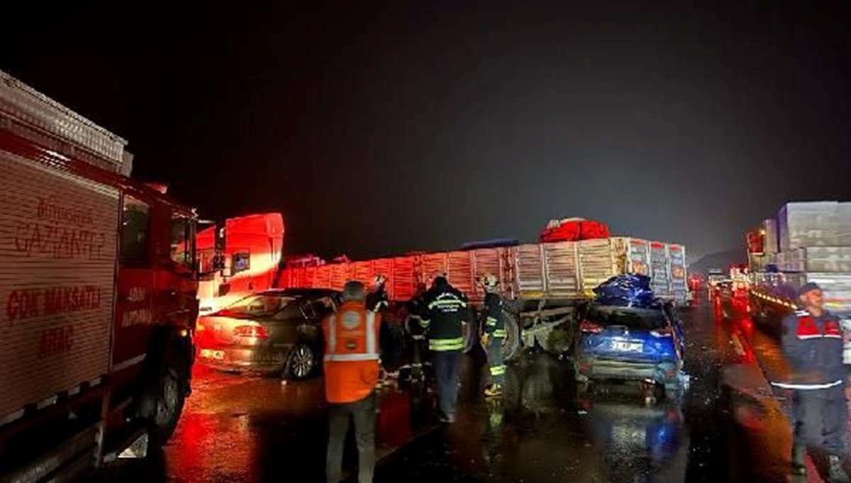 Gaziantep'te feci kaza: 1 ölü, 3 yaralı Gaziantep'te feci kaza: 1 ölü, 3 yaralı