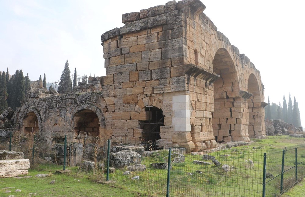 Hierapolis Antik Kenti'nde yıkılma tehlikesi - 7