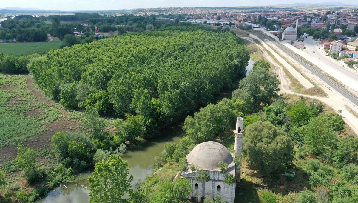 Edirne'de 5,5 asırlık Evliya Kasımpaşa Camisi'nin restorasyonuna bu yıl başlanacak Edirne'de 5,5 asırlık Evliya Kasımpaşa Camisi'nin restorasyonuna bu yıl başlanacak