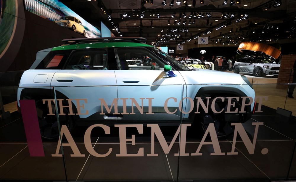 Milyonluk otomobiller görücüye çıktı - 58