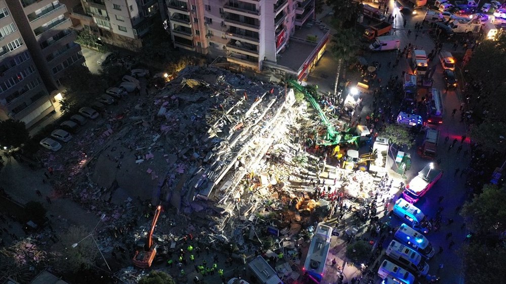 Enkaz altındakiler için zamana karşı yarış - 3