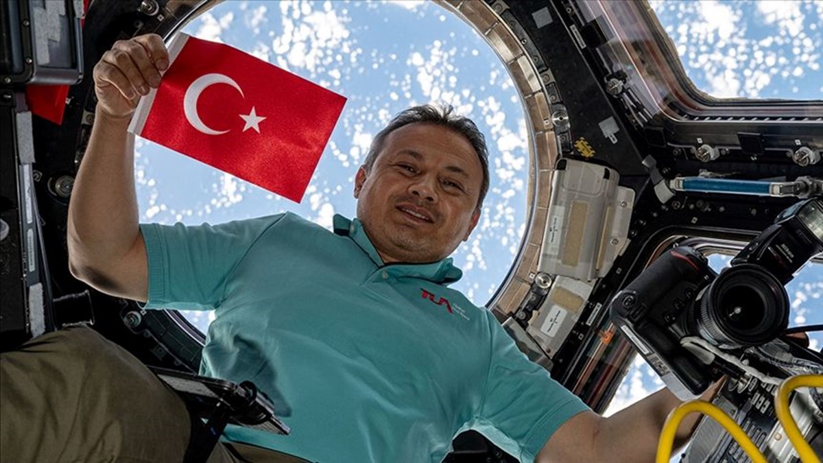 aBmzyBH9ME251GW6PyqVXg.jpg