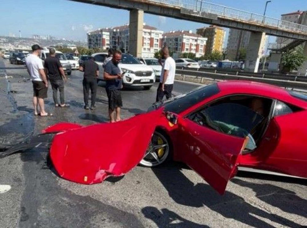 Herkes Ferrari kazasını konuşuyor... Aracın bedelini kim ödeyecek? Tamirci Hakan Yılmaz açıkladı - 3