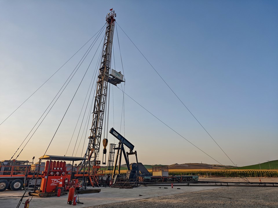 Diyarbakır'da petrol kuyusunda patlama: 2'si ağır 7 yaralı - 1