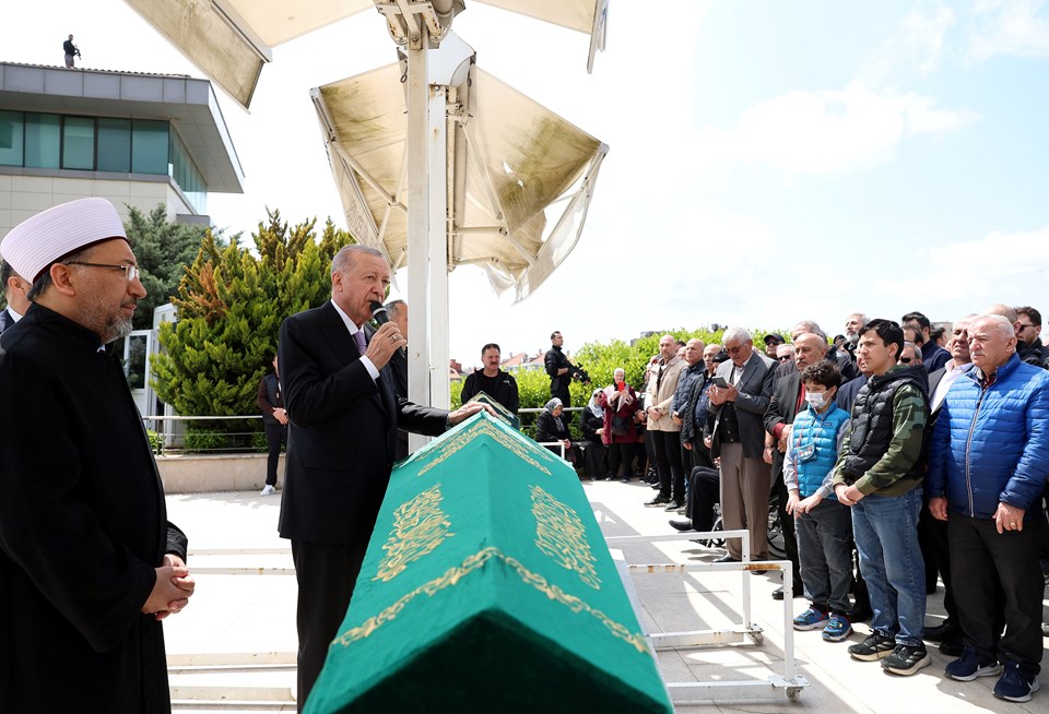 Cumhurbaşkanı Erdoğan'dan yaşamını yitiren Arapça öğretmenine veda - 1