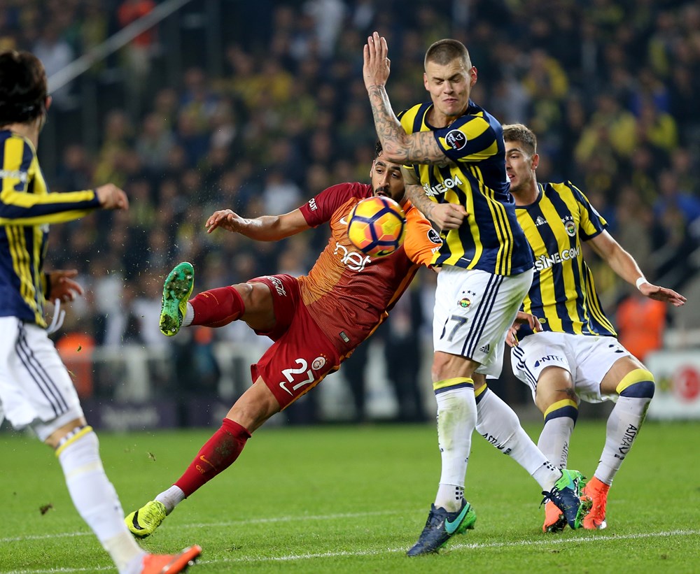 Fb maci. Галатасарай Фенербахче. Galatasaray 0:1 Fenerbahce. Fb GS. Егkegin derbi.