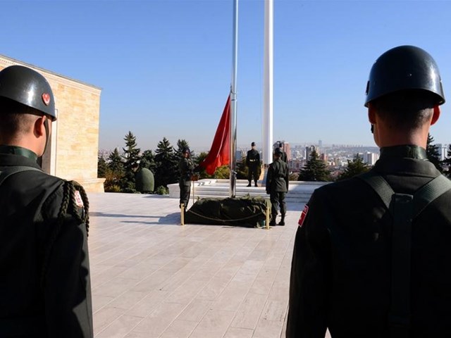Anitkabir Deki 63 Yillik Bayrak Diregi Yenilendi Ntv