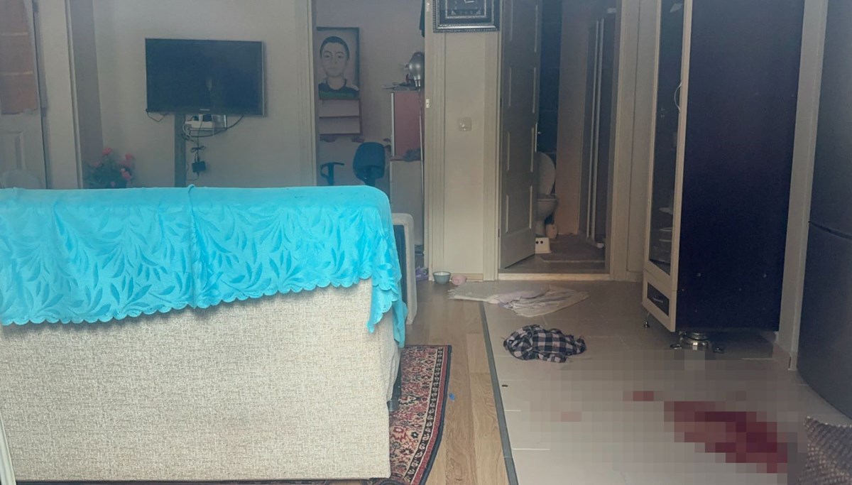 Bursa'da kan donduran olay: Baba öldü, anne ağır yaralı Bursa'da kan donduran olay: Baba öldü, anne ağır yaralı