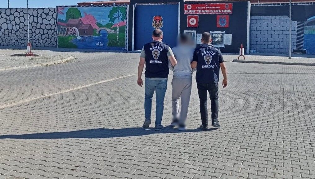 15 yıl hapis cezası ile aranan kişi yakalandı