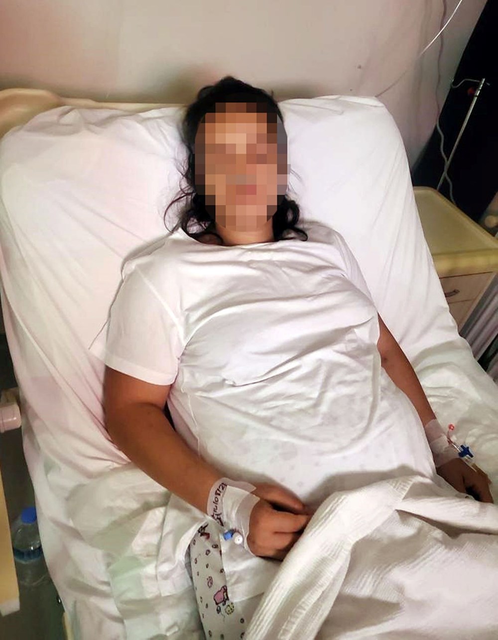 Doğumda unutuldu, iki yıl sonra ortaya çıktı: Gazlı bez ihmaline soruşturma - 6