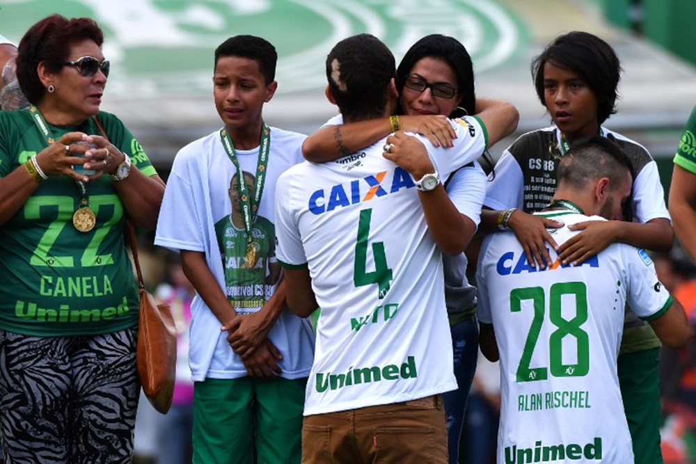 Chapecoense trajik kaza sonrası ilk kez sahaya çıktı | NTV