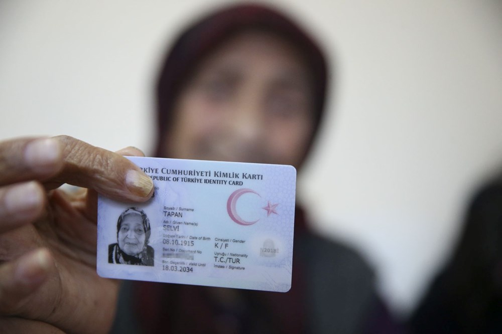 110 yaşındaki Selvi nine yıllara meydan okuyor: Her gün yediği 1 besin var - 7