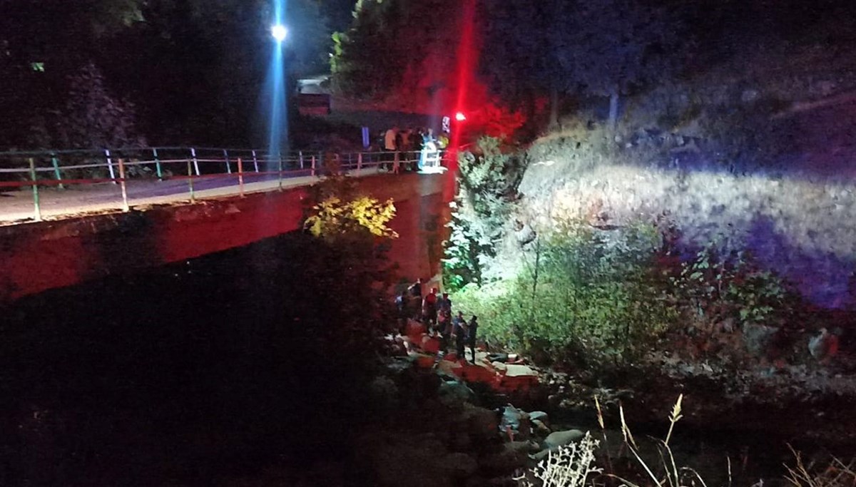 Bisiklet köprüden uçtu: 1 ölü, 1 yaralı