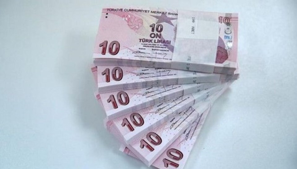 Merkez Bankası sadece imzaları değiştirilmiş olan, E9 Emisyon Grubu VI. tertip 10 lira banknotları 27 Nisan 2022'den itibaren tedavüle verme kararı almıştı