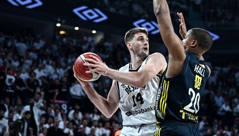 Pota derbisinde kazanan Beşiktaş