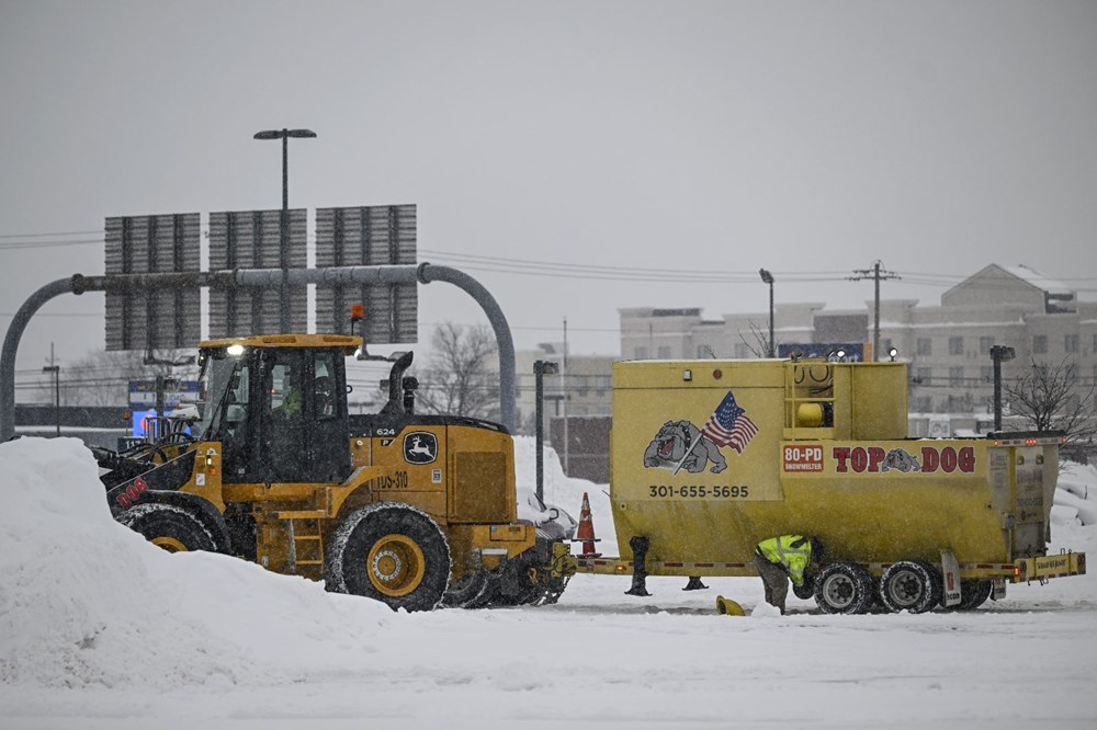 ABD'de hayat durdu: Kar fırtınası hava ve kara trafiğini felç etti - 21