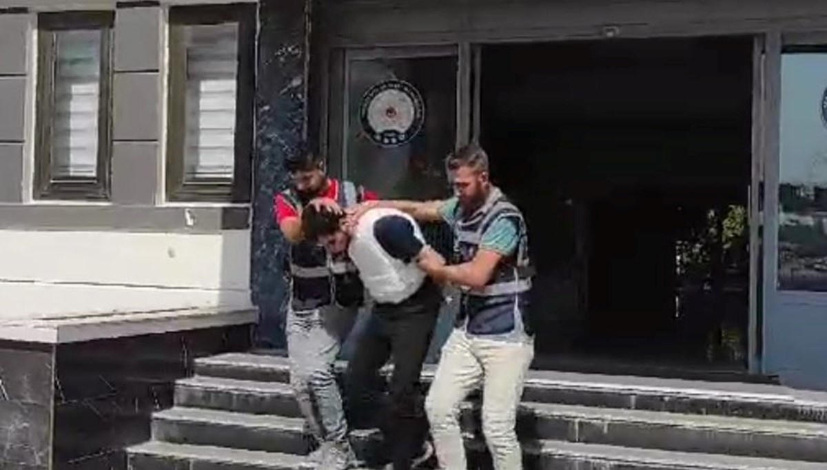 Boğazı kesilmiş halde bulunan kadının katili, oğlu çıktı Boğazı kesilmiş halde bulunan kadının katili, oğlu çıktı