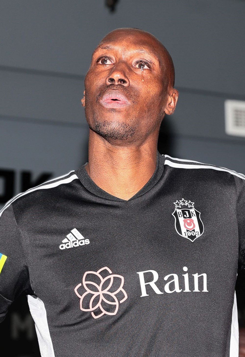 Atiba Hutchinson'dan Beşiktaş'a gözyaşlarıyla veda - 2