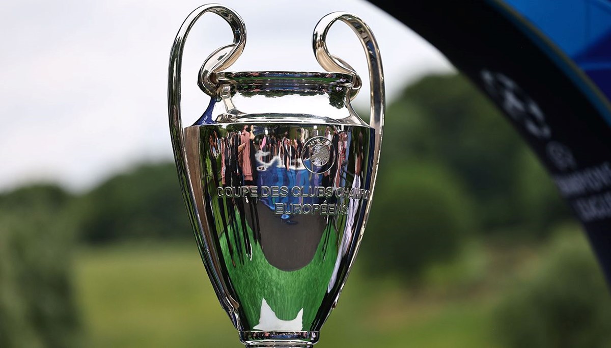 Şampiyonlar Ligi kura çekim tarihi 2025: UEFA Şampiyonlar Ligi 25/26 torbalar ve maç takvimi
