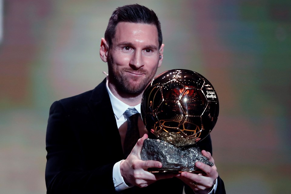Ballon d'Or (Altın Top) ödülü 6. kez Messi'nin (Ronaldo'yu geçti) - 1