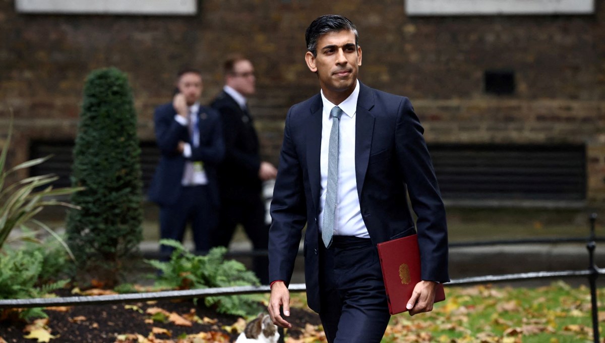 Rishi Sunak, Pakistanlı ve Hintleri karşı karşıya getirdi