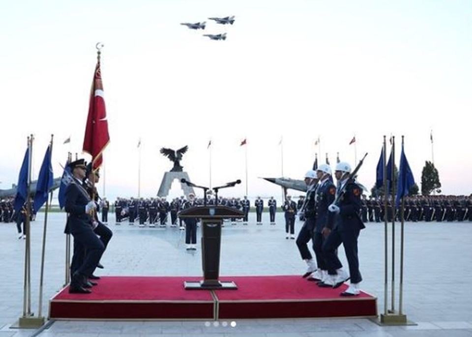 TSK tarihinde bir ilk: Kara, Hava ve Deniz Harp okullarını kız öğrenciler birincilikle bitirdi - 2