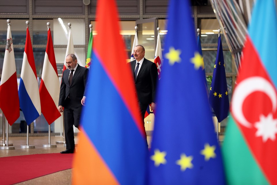 Azerbaycan ile Ermenistan barış görüşmeleri için anlaştı - 1