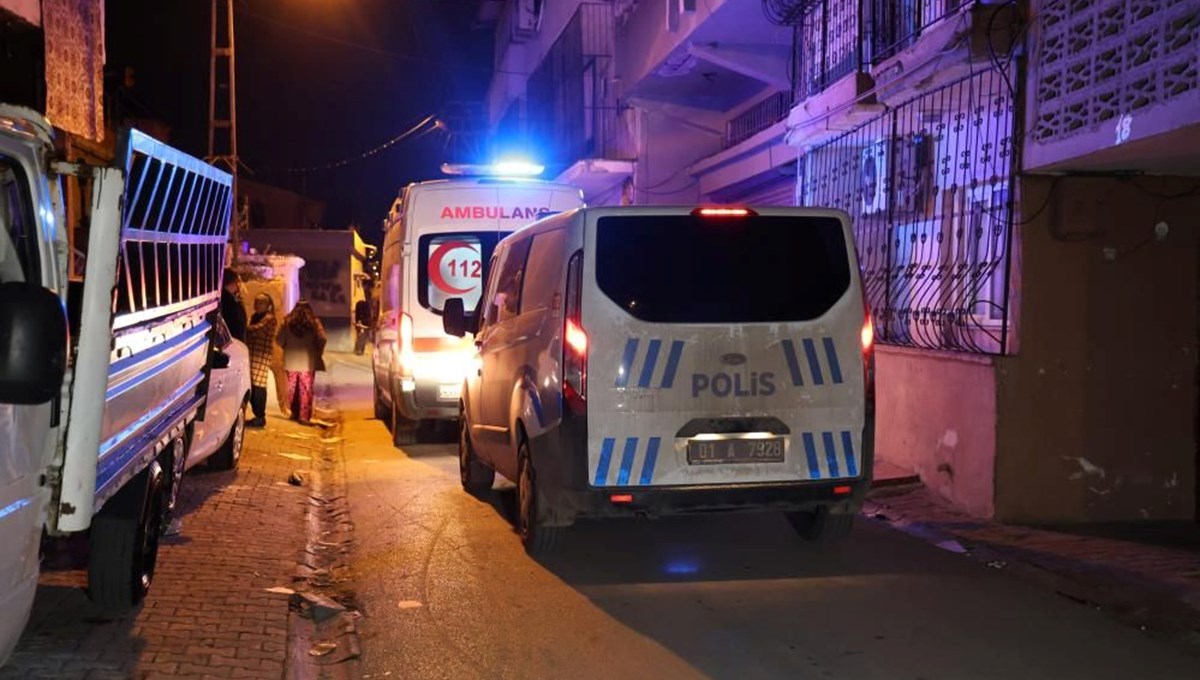 Adana’da akrabalar arasında silahlı kavga: 6 yaralı Adana’da akrabalar arasında silahlı kavga: 6 yaralı