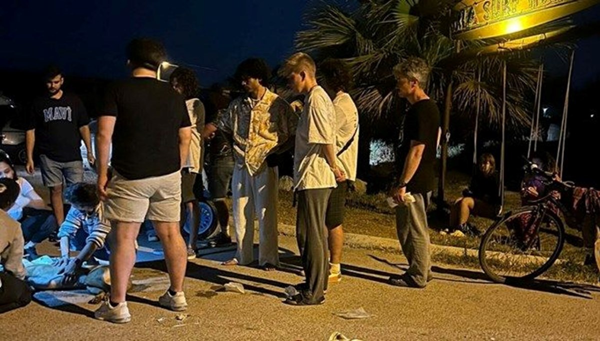 İzmir’de ölen 6 köpeğin tarım ilacıyla zehirlendiği ortaya çıktı: Mahalleliden şüphelinin bulunması için 70 bin lira ödüllü kampanya İzmir’de ölen 6 köpeğin tarım ilacıyla zehirlendiği ortaya çıktı: Mahalleliden şüphelinin bulunması için 70 bin lira ödüllü kampanya