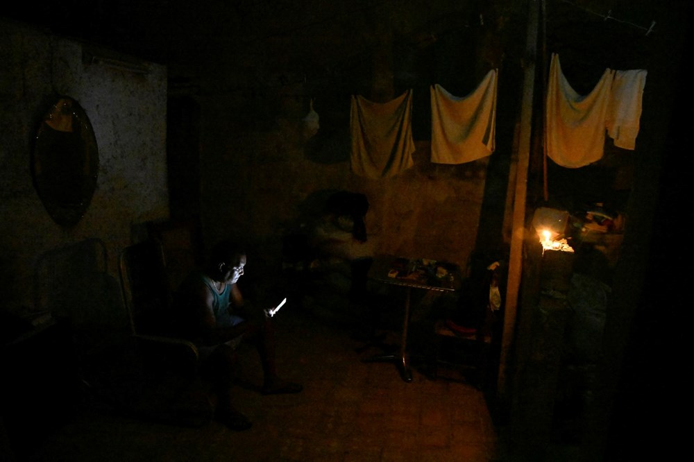 Küba yine karanlığa gömüldü - 4