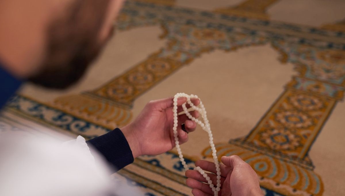 Cuma namazı abdesti nasıl kılınır? Abdest alırken niyet etmek farz mı? Cuma namazı abdesti nasıl kılınır? Abdest alırken niyet etmek farz mı?