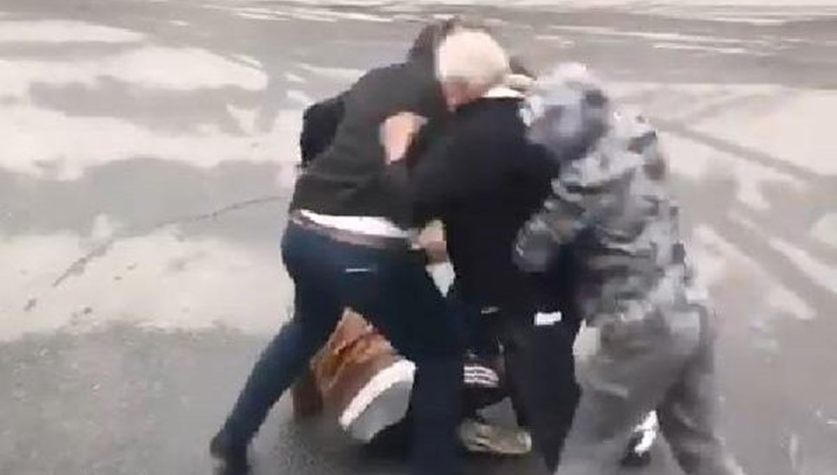 İstanbul'da ''yan bakma'' kavgası