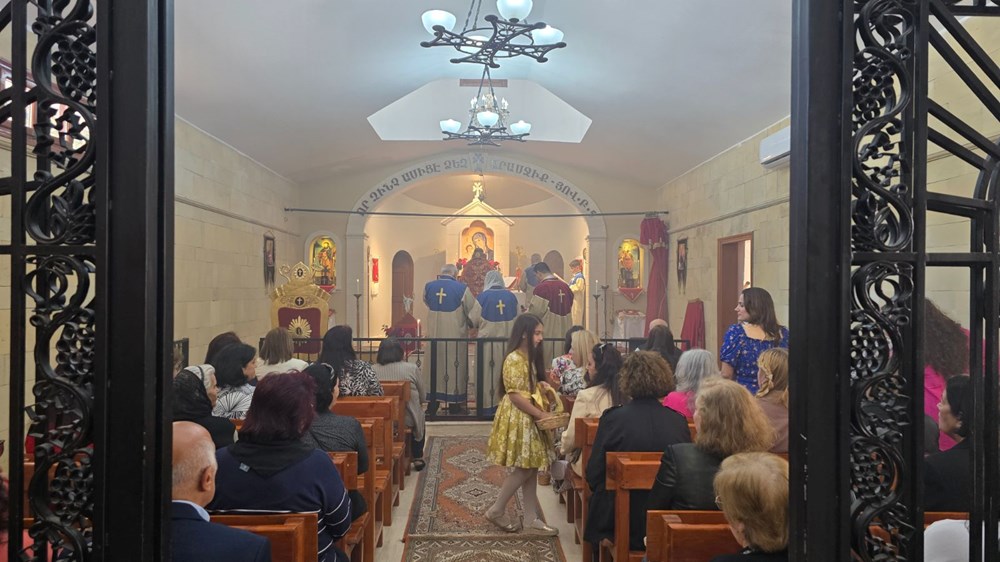 aS3AhCMYE0qyYLHb 8zCNg